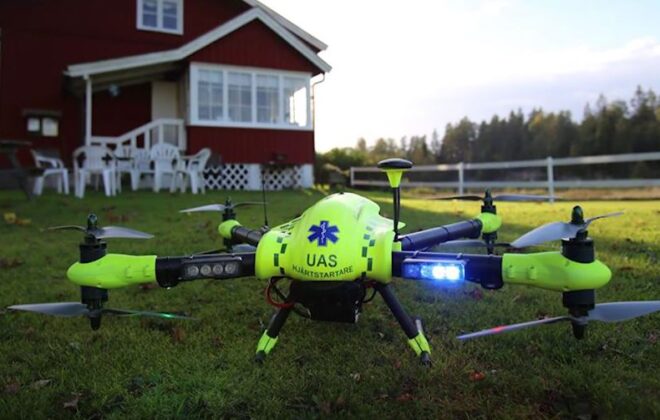 Drone équipé d'un défibrillateur cardiaque